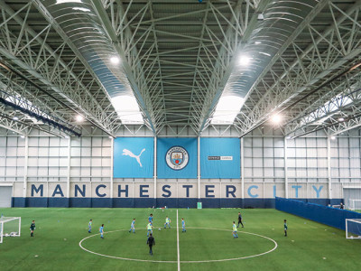MANCHESTER CITY FOOTBALL & ENGLISH 